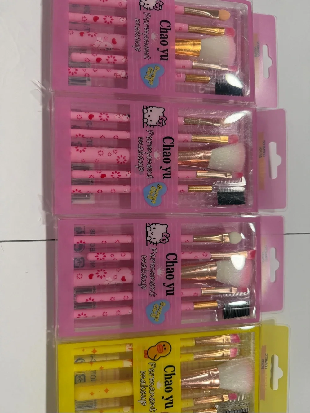 Pink & Yellow Cute Makeup Brush Set – Soft Bristles for Face & Eyes
